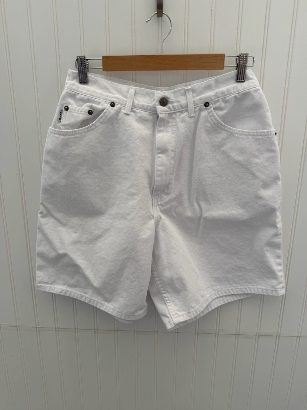 Vintage Chic Brand 90s High-Rise White Denim Shorts